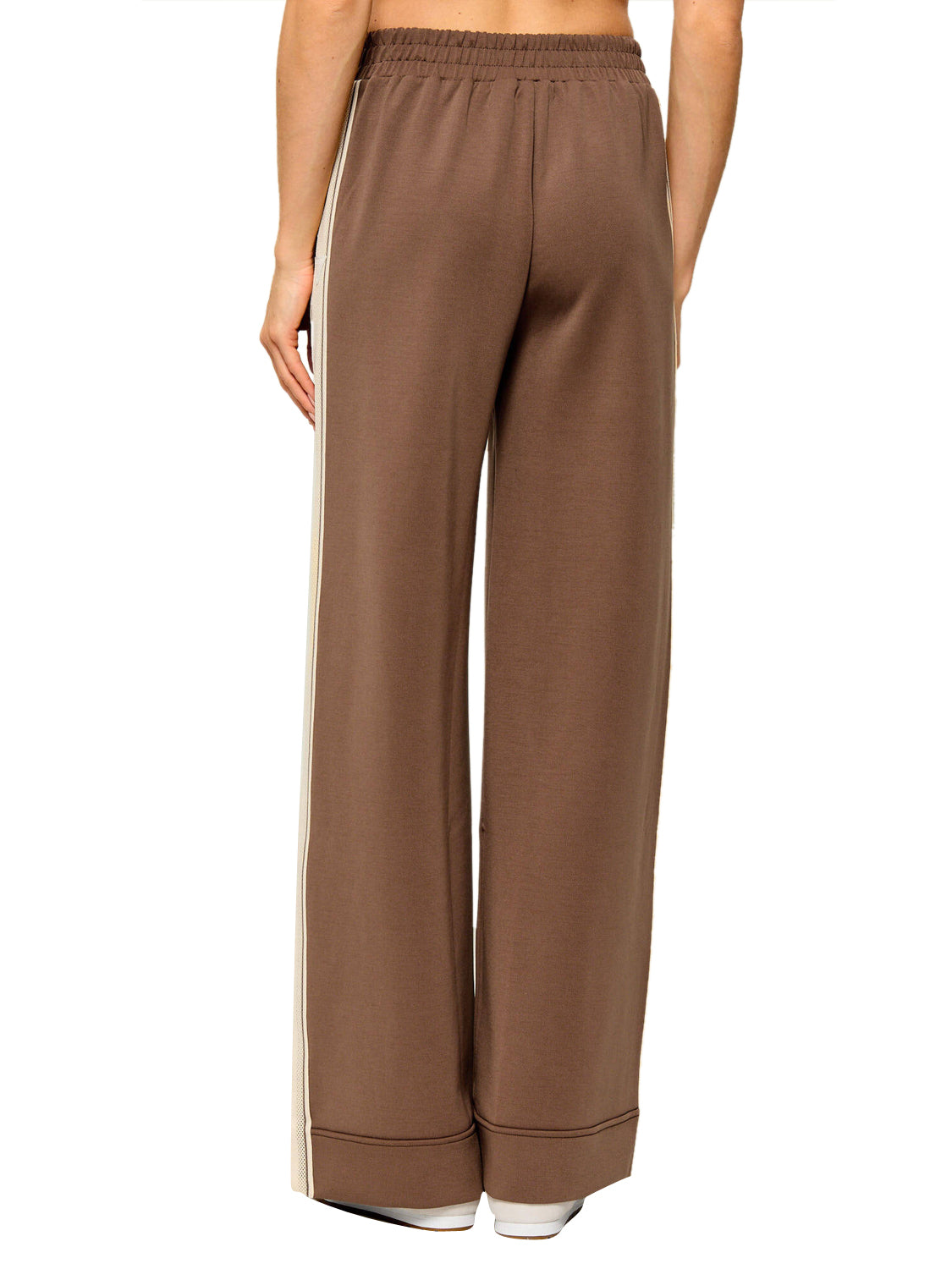 GUESS ATHLEISURE 1 USCITA Guess Pantatuta Merope Taupe Buff Taupe