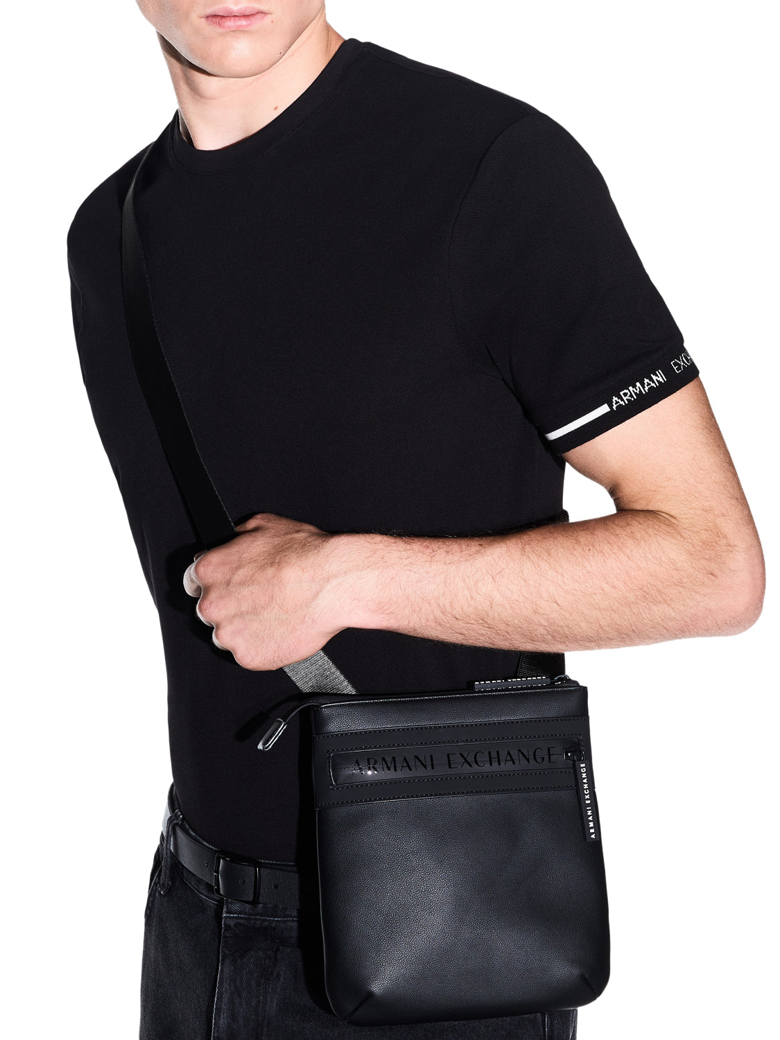 ARMANI EXCHANGE Borsa A Tracolla Armani Exchange Logo Frontale Nero Black / Black
