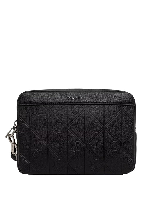 CALVIN ACC.1USCITA Calvin Klein Pochette Xl Emblem Aop Embo Ss Pouch W/ H Nero BLACK