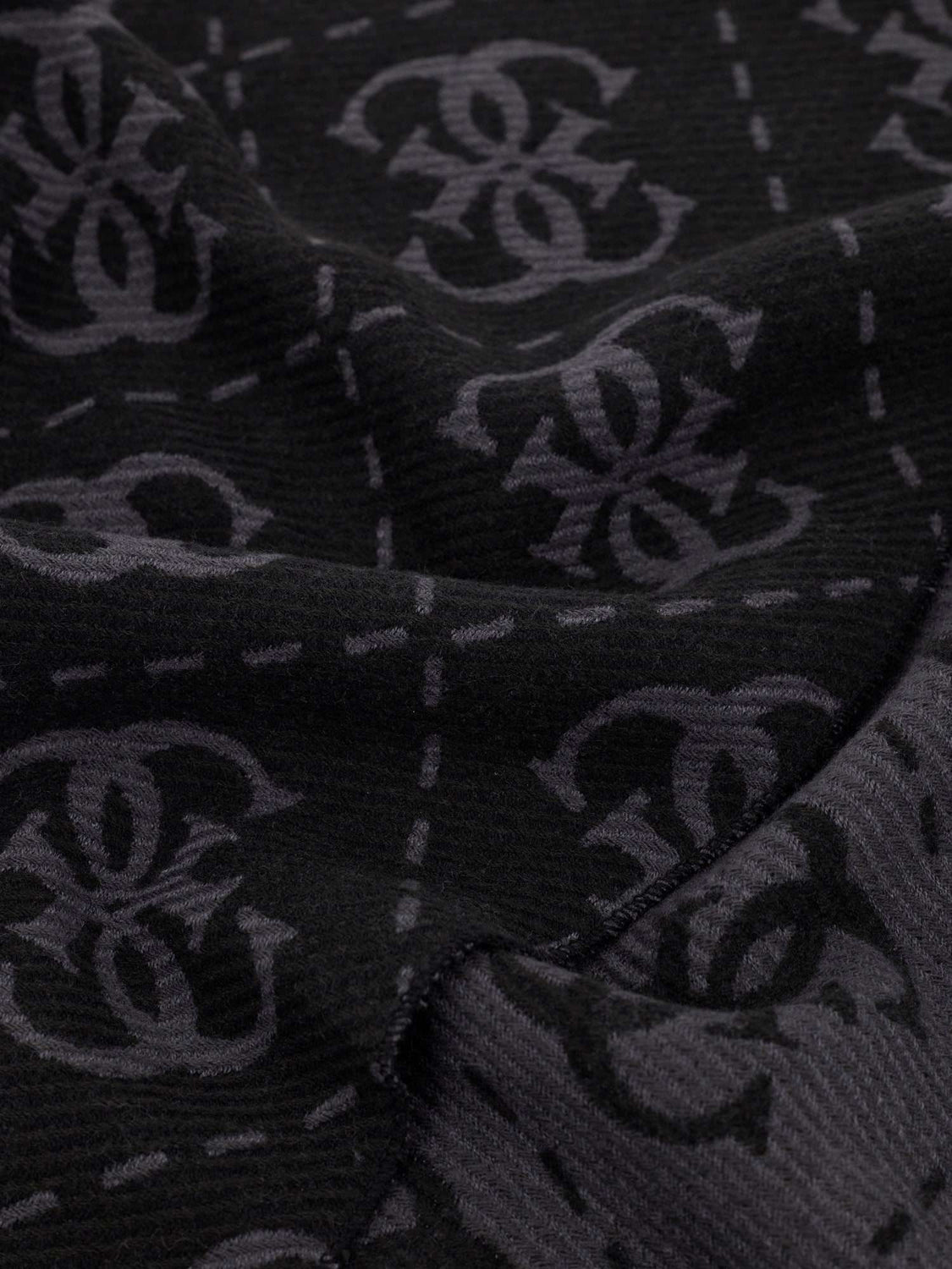 GUESS 2 USCITA Sciarpa Guess AW5217 VIS03 - Nero Coal Logo