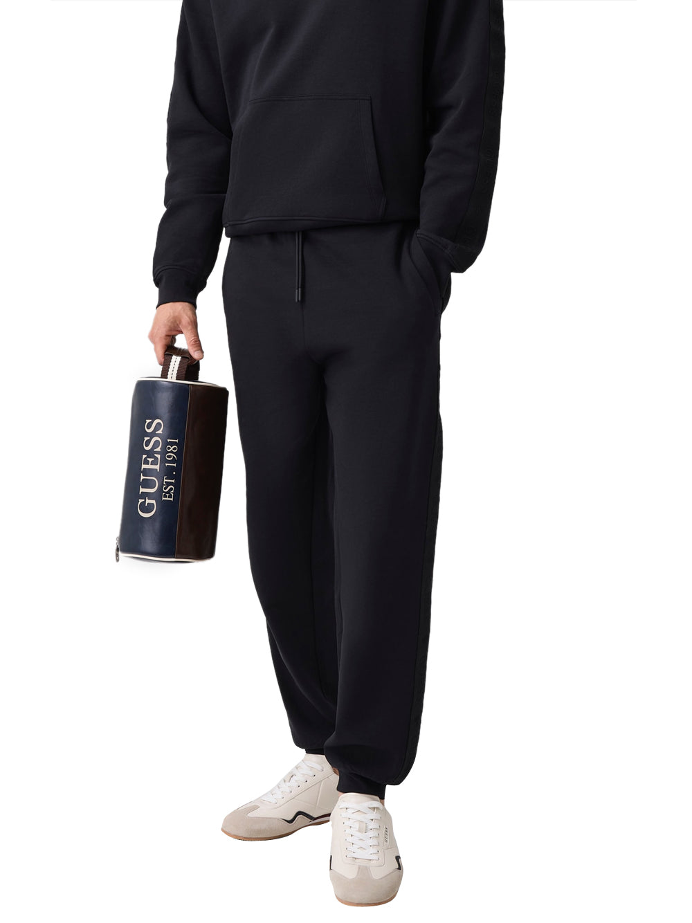 GUESS ATHLEISURE 1 USCITA Guess Pantalone Tuta Thor Cuffed - Nero Jet Black A996